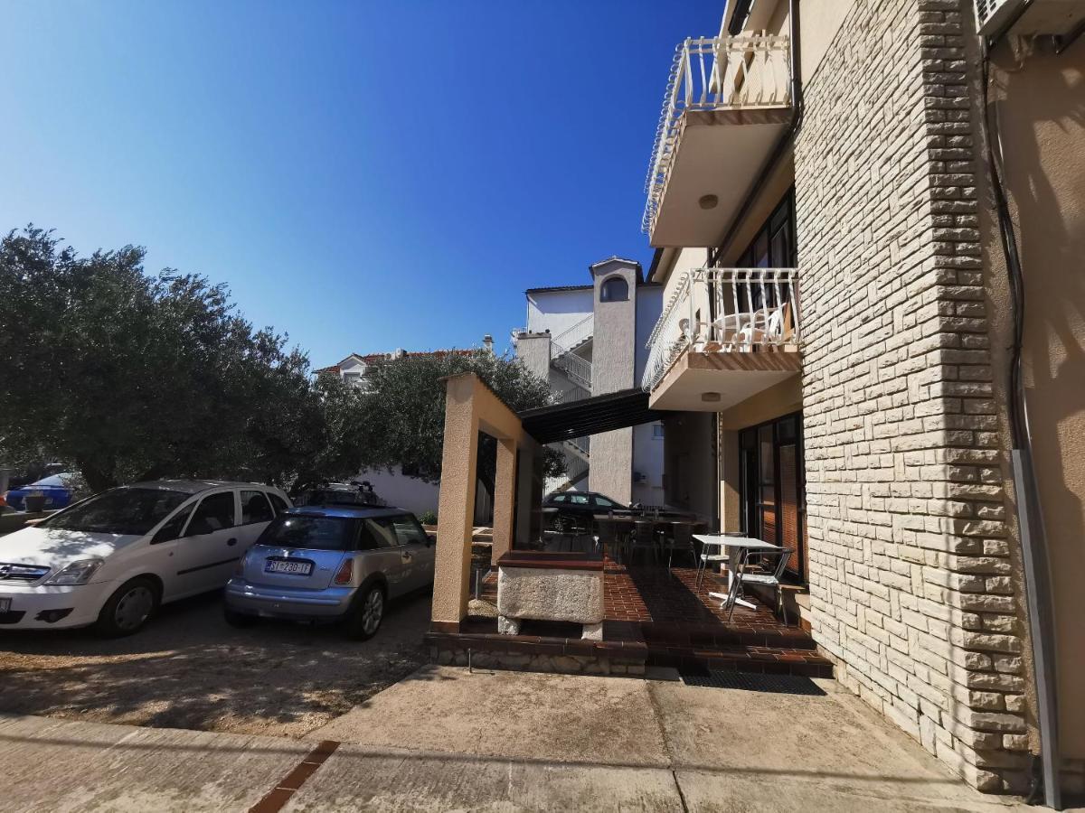 Apartment And Rooms Mrkovic ヴォディツェ エクステリア 写真