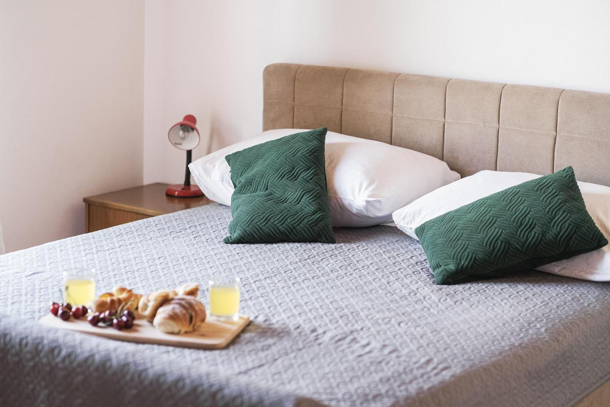Apartment And Rooms Mrkovic ヴォディツェ エクステリア 写真